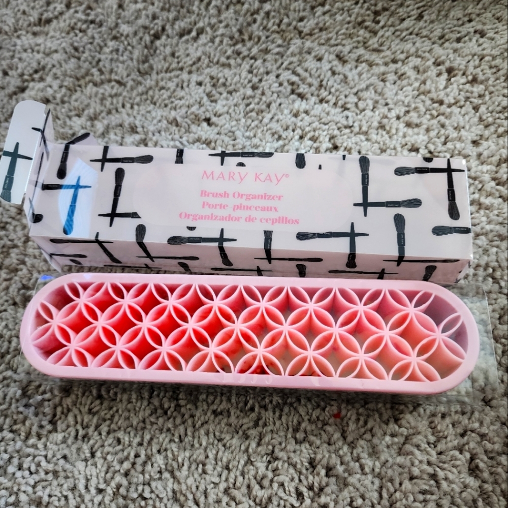 Makeup Brush Organizer
